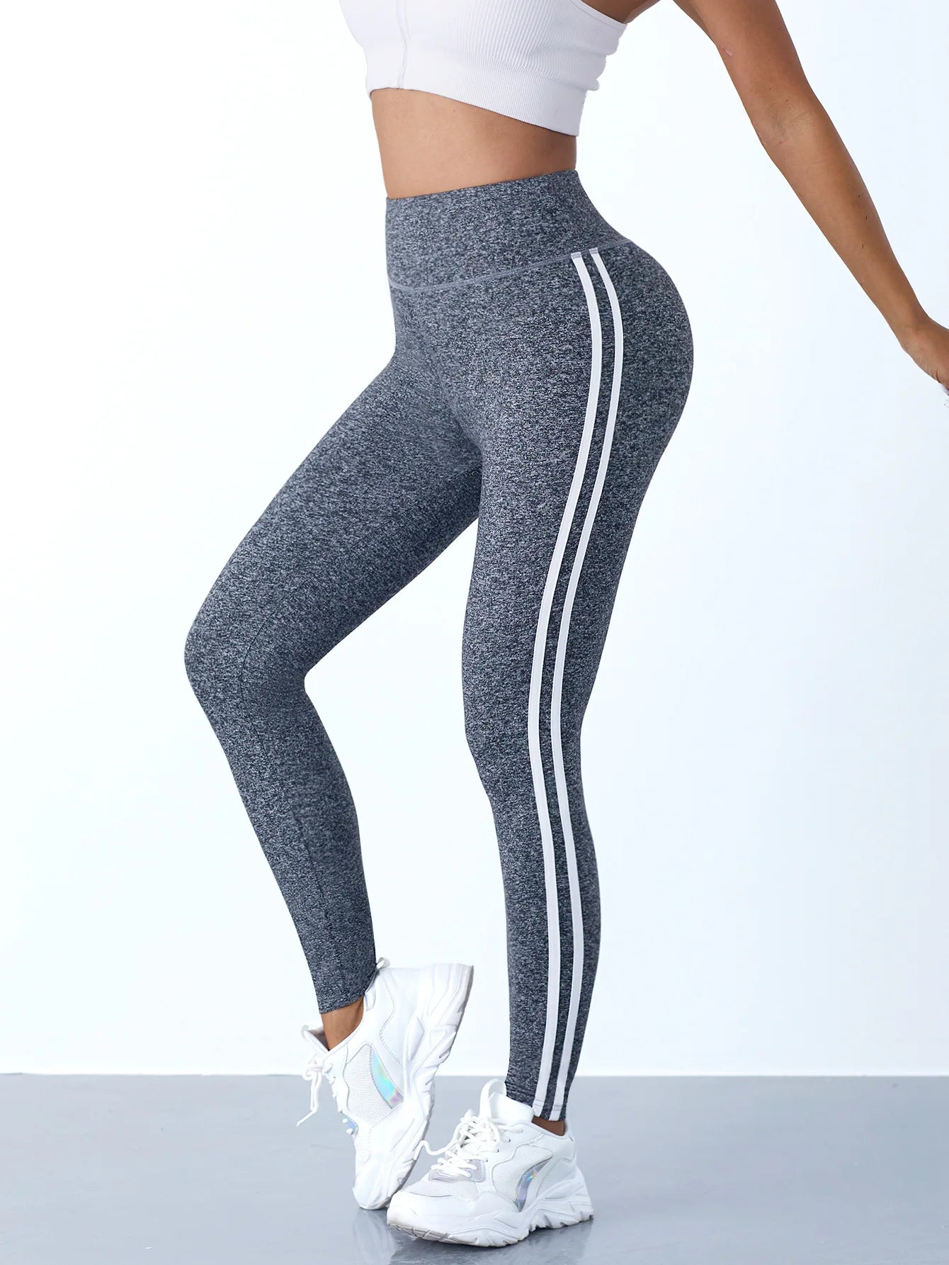 Striped High-Waist Yoga Leggings – Booty Lifting, Stretch & Comfort